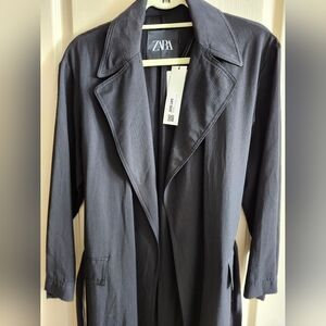 ZARA Women's Black Lightweight Trench Style Jacket with Belt. Size Small. NWT!
